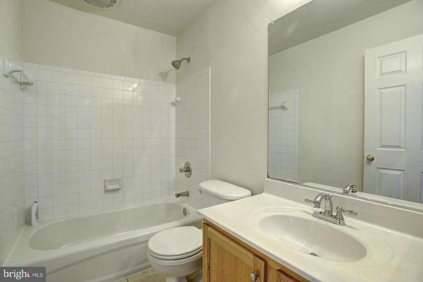 8108 Pepper Ridge Way Gaithersburg, MD 20877 - Photo 22 of 30 Bath