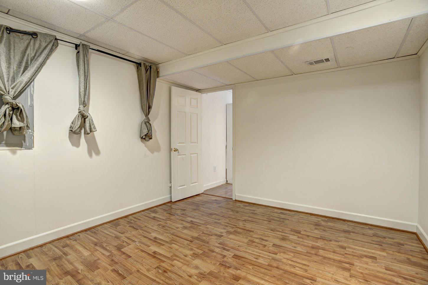 8108 Pepper Ridge Way Gaithersburg, MD 20877 - Photo 26 of 30 Other Room