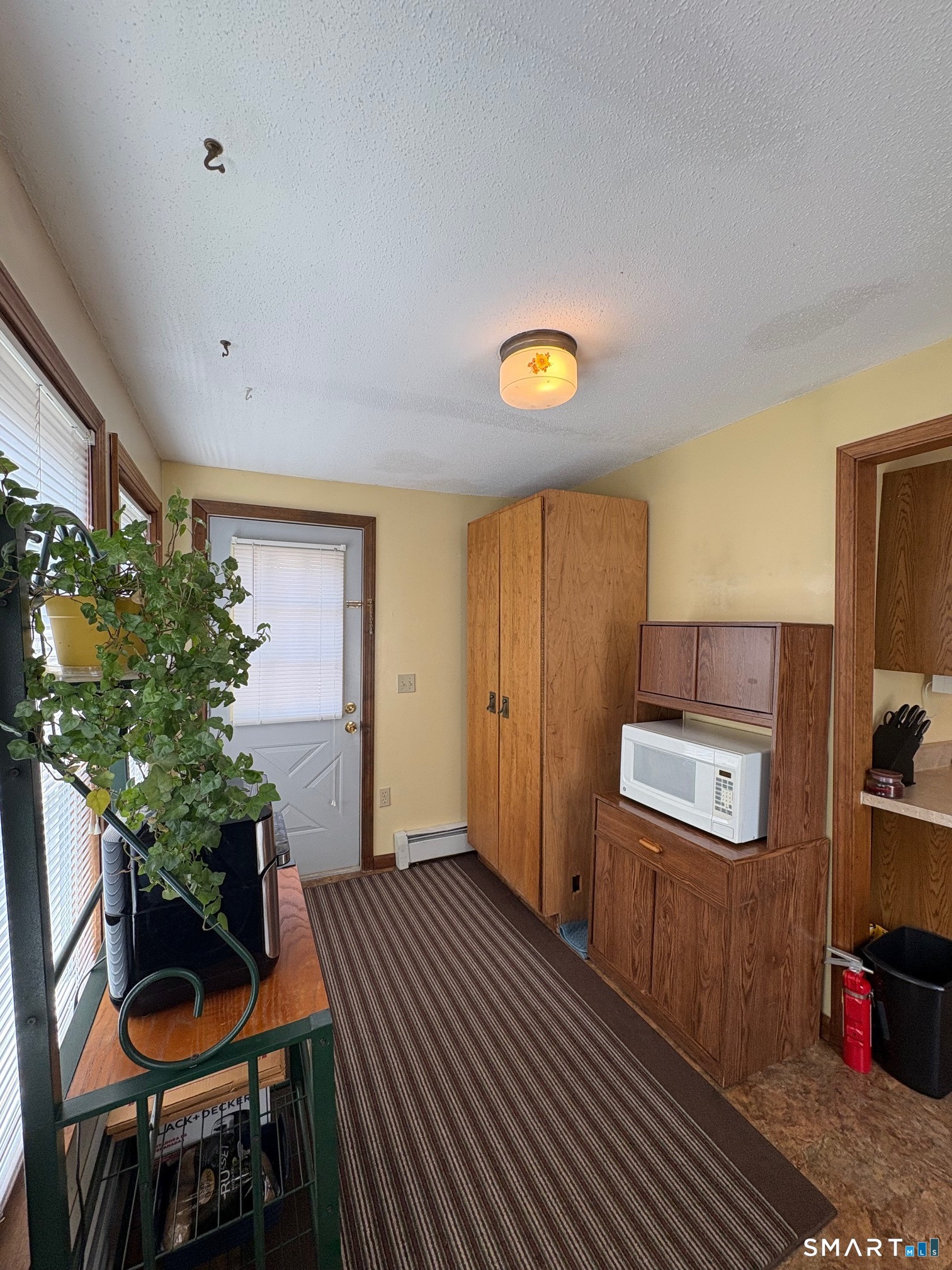 121 Yorkshire Street Torrington, CT 06790 - Photo 13 of 29