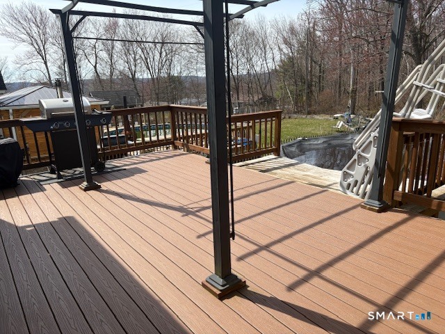 121 Yorkshire Street Torrington, CT 06790 - Photo 4 of 29