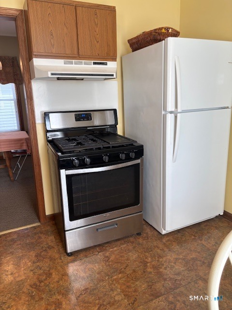 121 Yorkshire Street Torrington, CT 06790 - Photo 6 of 29