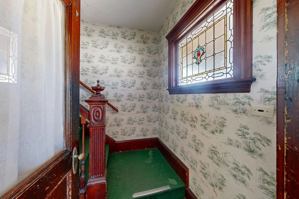 22 Adams Street Winthrop, MA 02152 - Photo 4 of 40