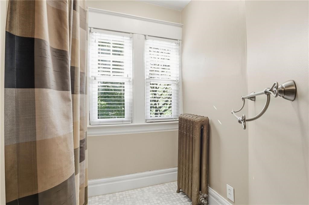 155 Edgerton Street, Unit 1 Rochester, NY 14607 - Photo 32 of 41 Full Bathroom 2