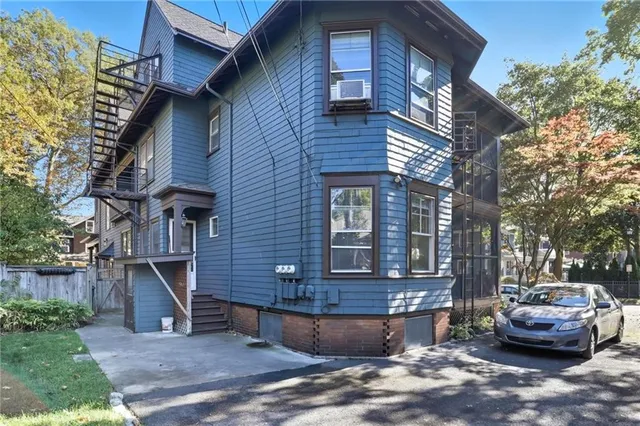 $3,800 | 155 Edgerton Street, Unit 1, Rochester, NY 14607