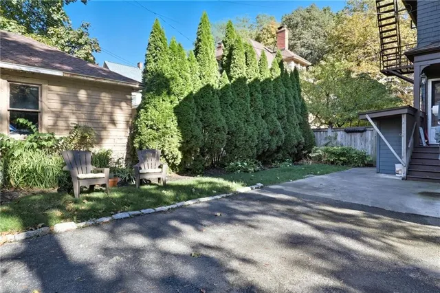 $3,800 | 155 Edgerton Street, Unit 1, Rochester, NY 14607