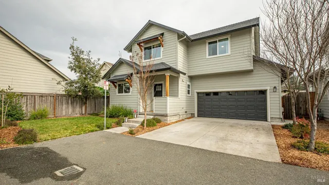 $679,000 | 2213 Tapian Way, Santa Rosa, CA 95403