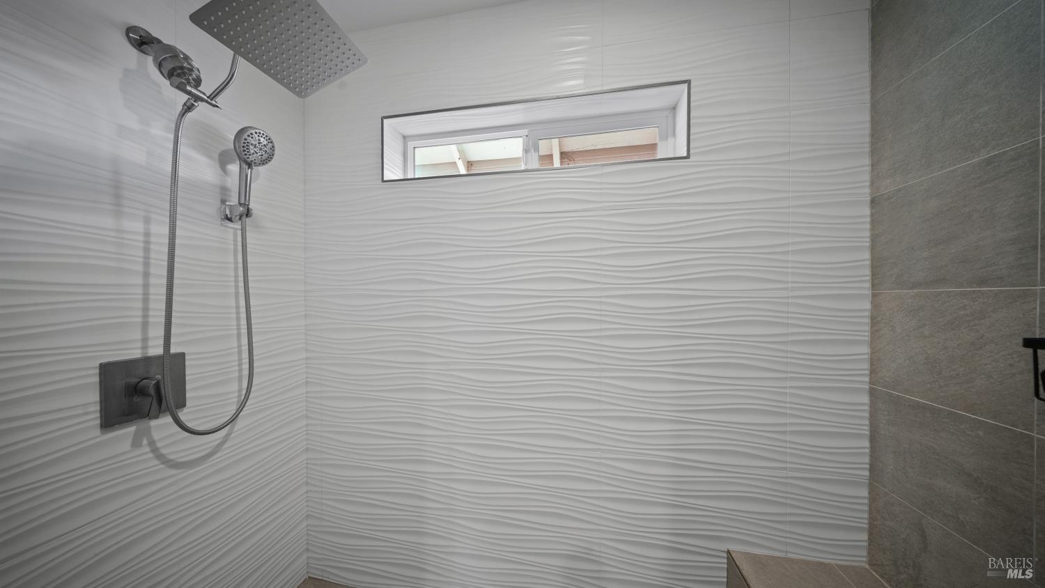 2213 Tapian Way Santa Rosa, CA 95403 - Photo 21 of 31