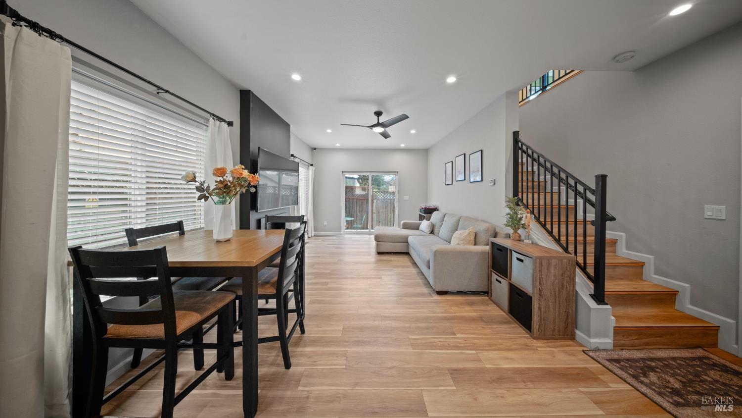 2213 Tapian Way Santa Rosa, CA 95403 - Photo 3 of 31