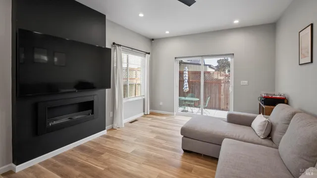 $679,000 | 2213 Tapian Way, Santa Rosa, CA 95403