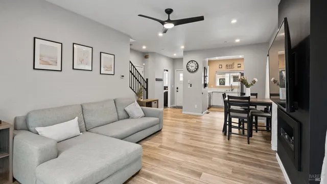 $679,000 | 2213 Tapian Way, Santa Rosa, CA 95403