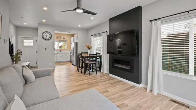 $679,000 | 2213 Tapian Way, Santa Rosa, CA 95403