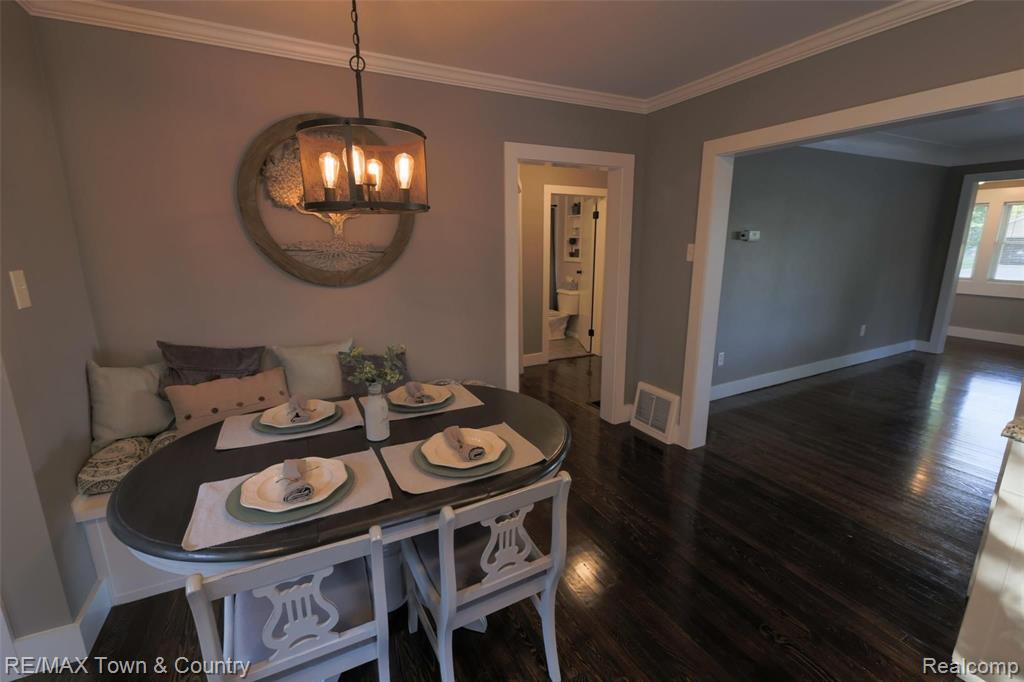 437 Deland Road Flushing, MI 48433 - Photo 15 of 42