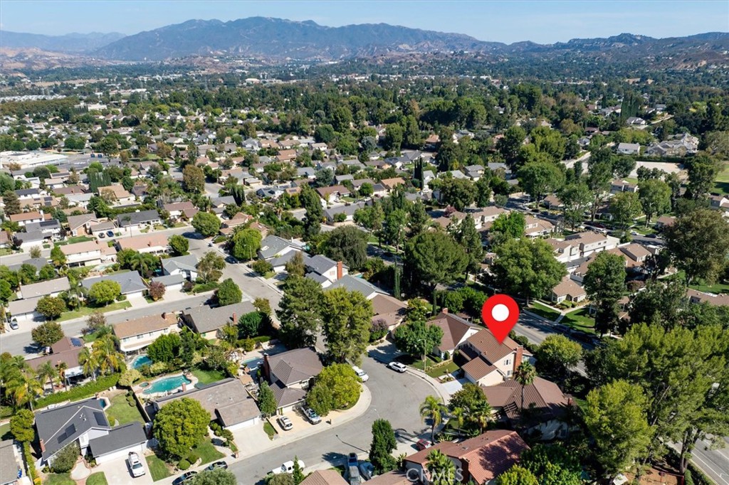 Aerial/ Neighboorhood
