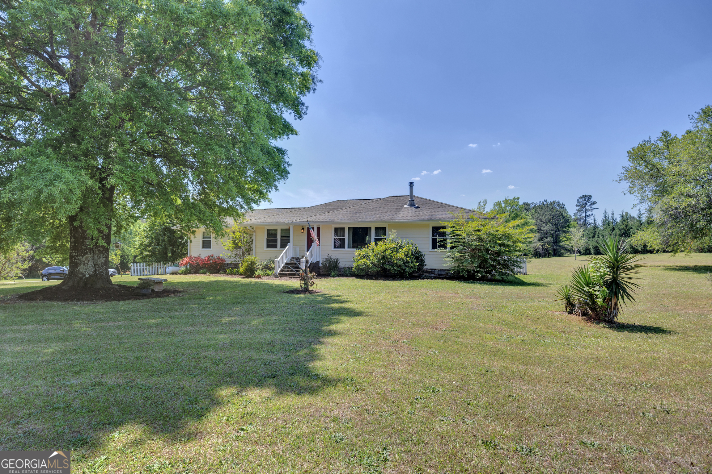 1700 Aqua Road Madison, GA 30650 - Photo 2 of 53