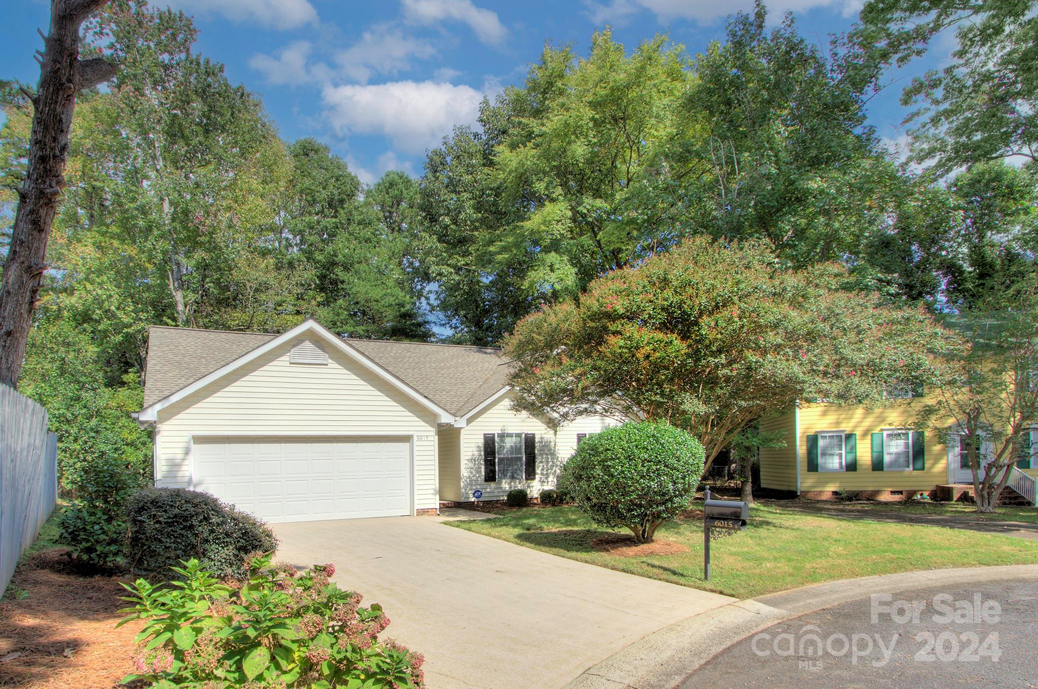 6015 Ridge Point Court Charlotte, NC 28212 - Photo 4 of 27 Gallery Image 4