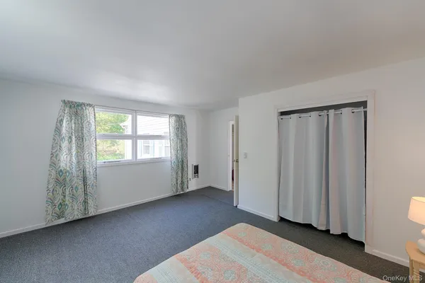 $1,500 | 21 Van Dam Road, Hyde Park, NY 12538