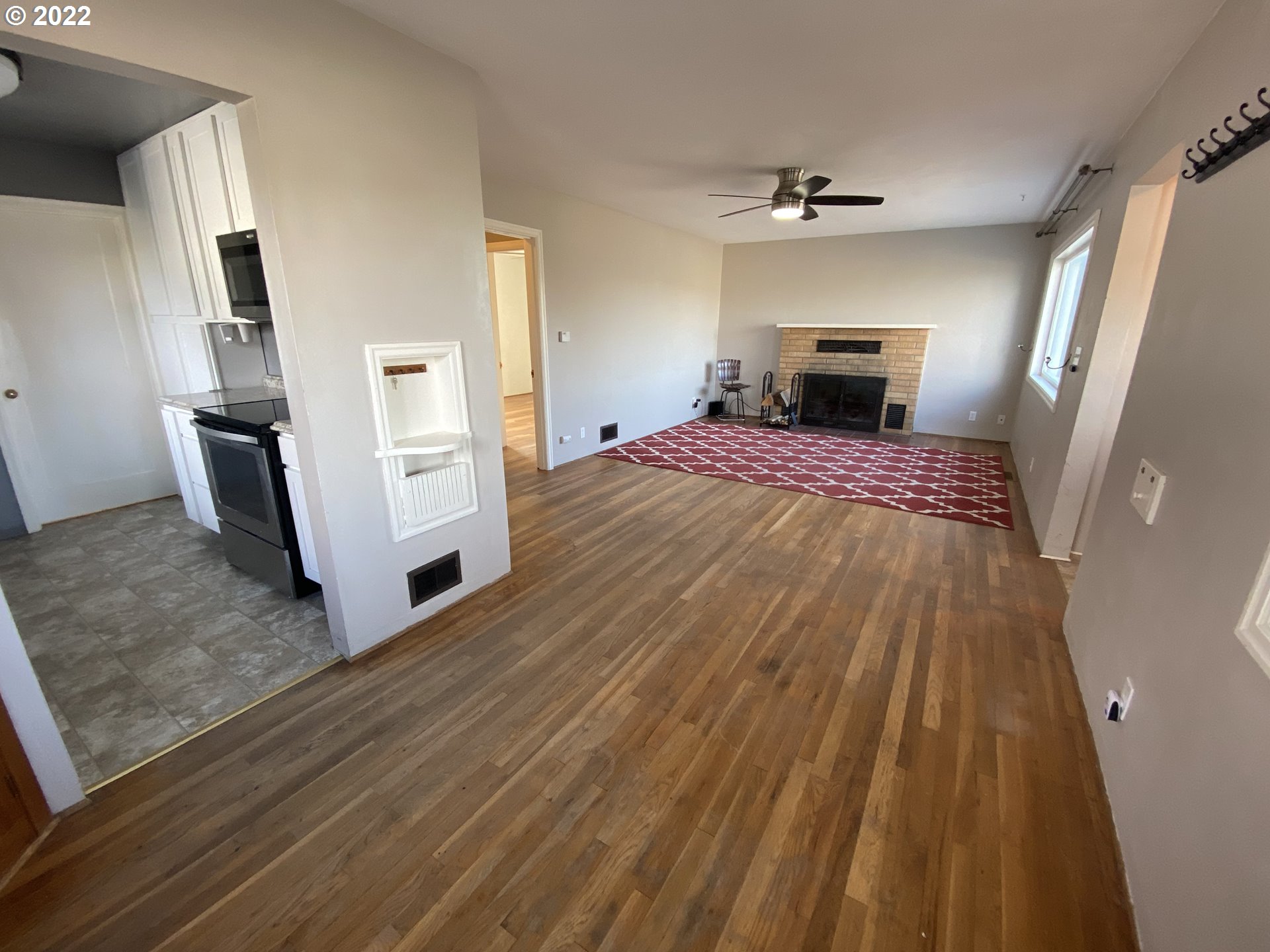514 Southwest Isaac Avenue Pendleton, OR 97801 - Photo 5 of 25 Gallery Image 5