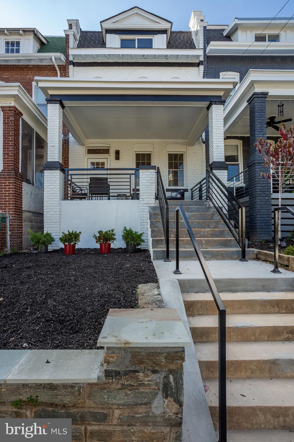 4718 15th Street Northwest Washington, DC 20011 - Photo 4 of 49