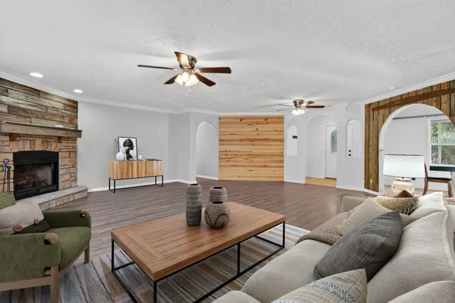 $299,999 | 4294 Nap Knob, Holt, FL 32564