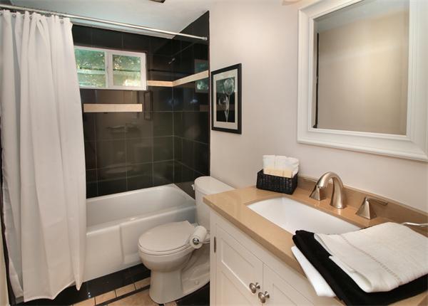 11 Oakdale Road North Reading, MA 01864 - Photo 10 of 21 Gallery Image 10