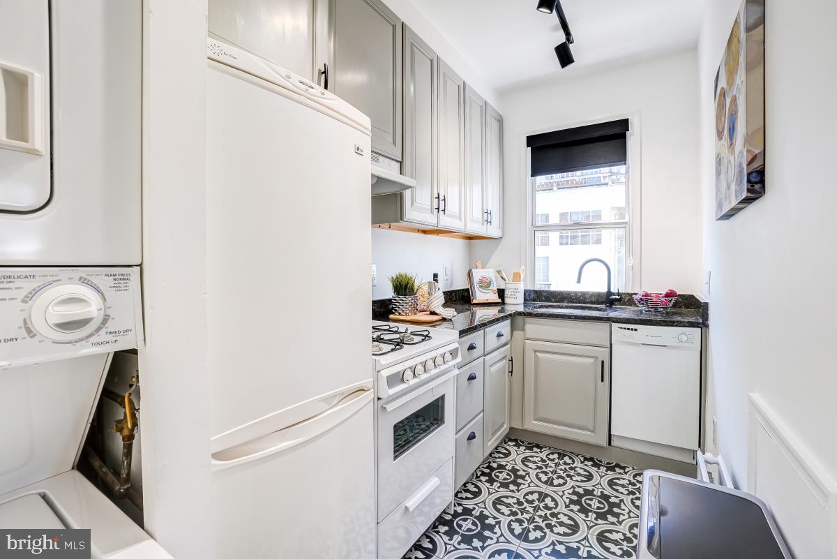 1828 Riggs Place Northwest, Unit 21 Washington, DC 20009 - Photo 16 of 27 Gallery Image 16