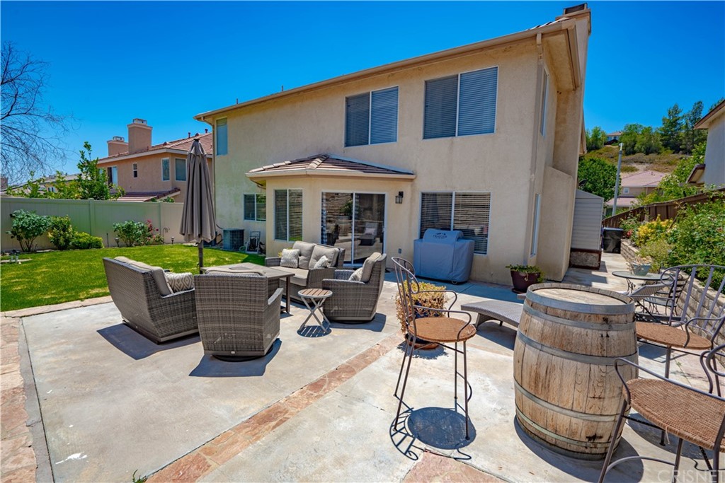 32660 The Old Road Castaic, CA 91384 - Photo 11 of 42