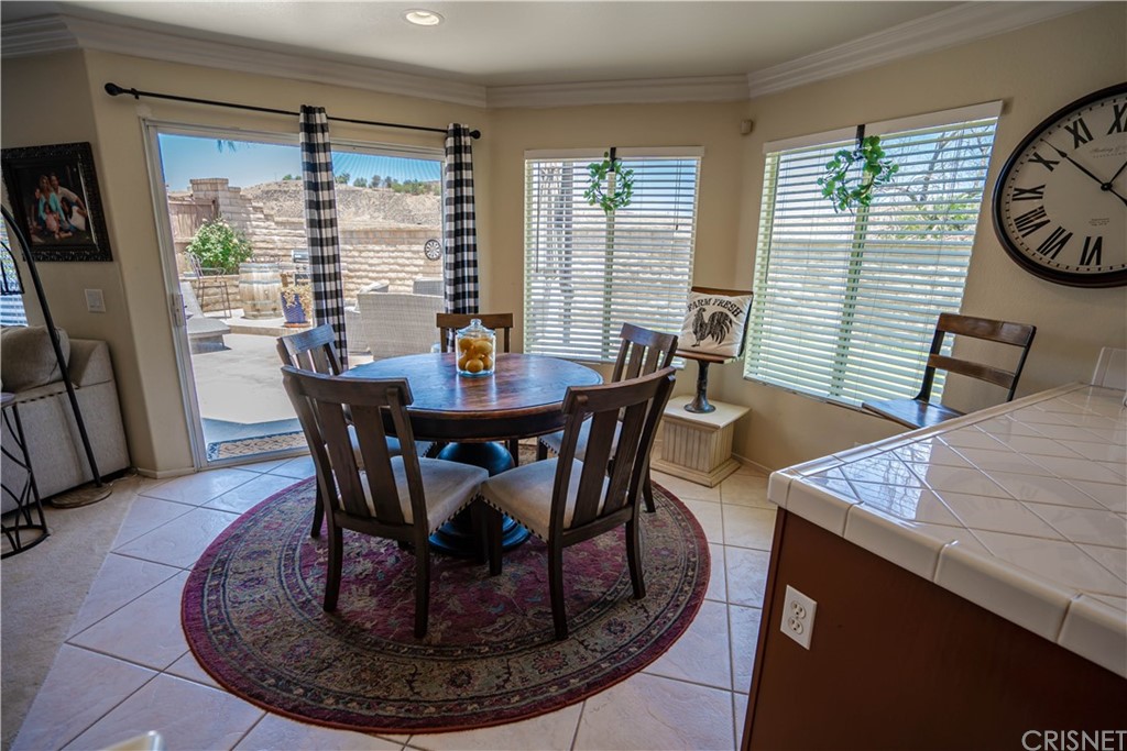 32660 The Old Road Castaic, CA 91384 - Photo 16 of 42