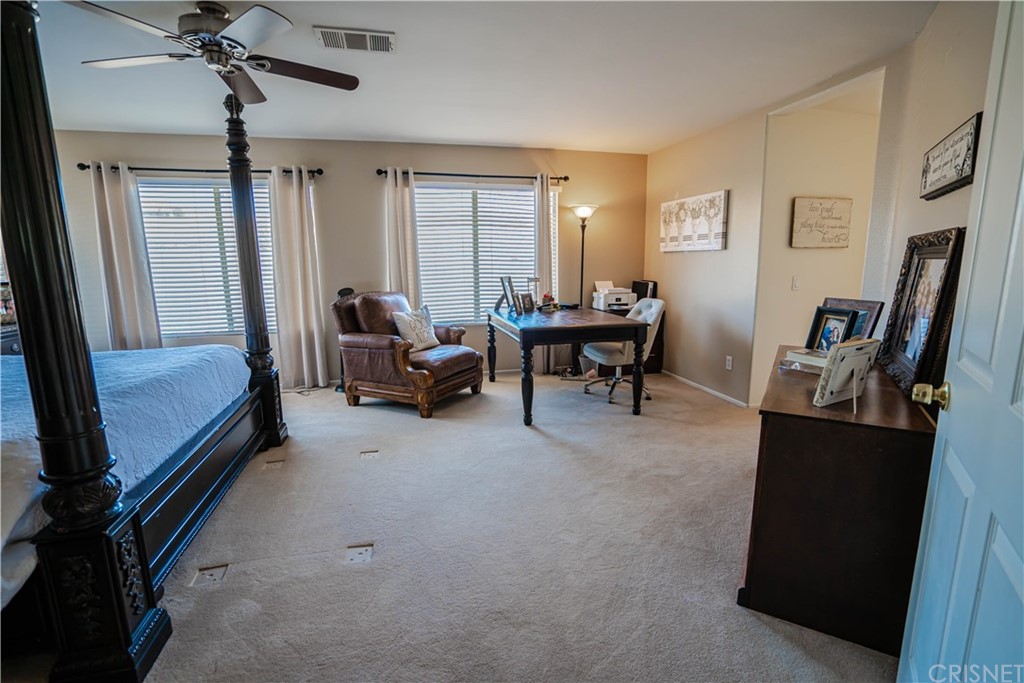 32660 The Old Road Castaic, CA 91384 - Photo 19 of 42