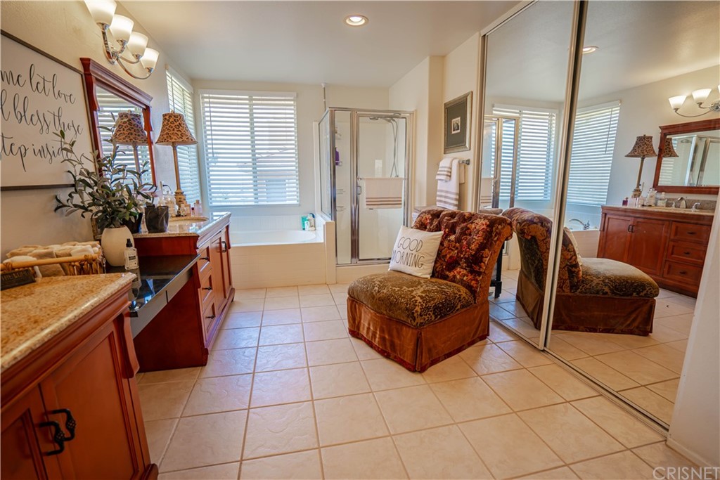 32660 The Old Road Castaic, CA 91384 - Photo 21 of 42