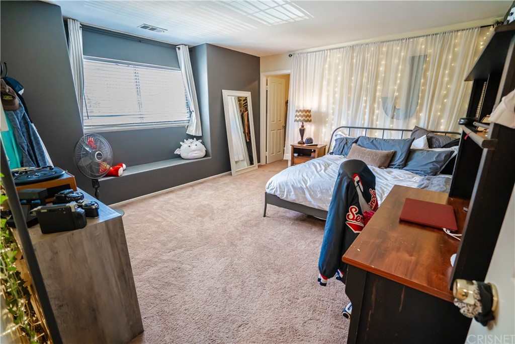 32660 The Old Road Castaic, CA 91384 - Photo 23 of 42