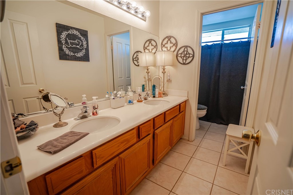 32660 The Old Road Castaic, CA 91384 - Photo 27 of 42