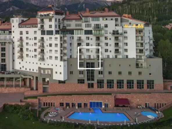 a large building with a street