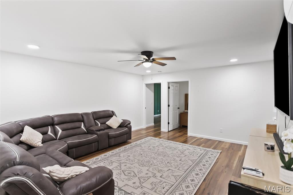 6430 Lebanon Road Collinsville, IL 62234 - Photo 12 of 79 Gallery Image 12