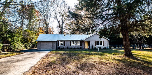 447 Belmont Road Manchester, TN 37355 - Photo 2 of 50 Gallery Image 2