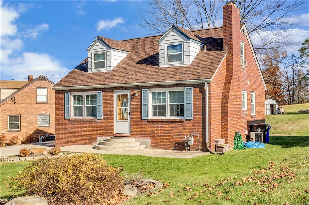 1247 Cascade Road Monaca, PA 15061 - Photo 1 of 22 Gallery Image 1