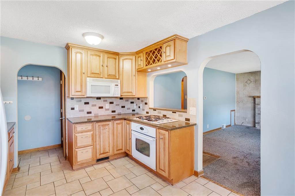 1247 Cascade Road Monaca, PA 15061 - Photo 6 of 22 Gallery Image 6