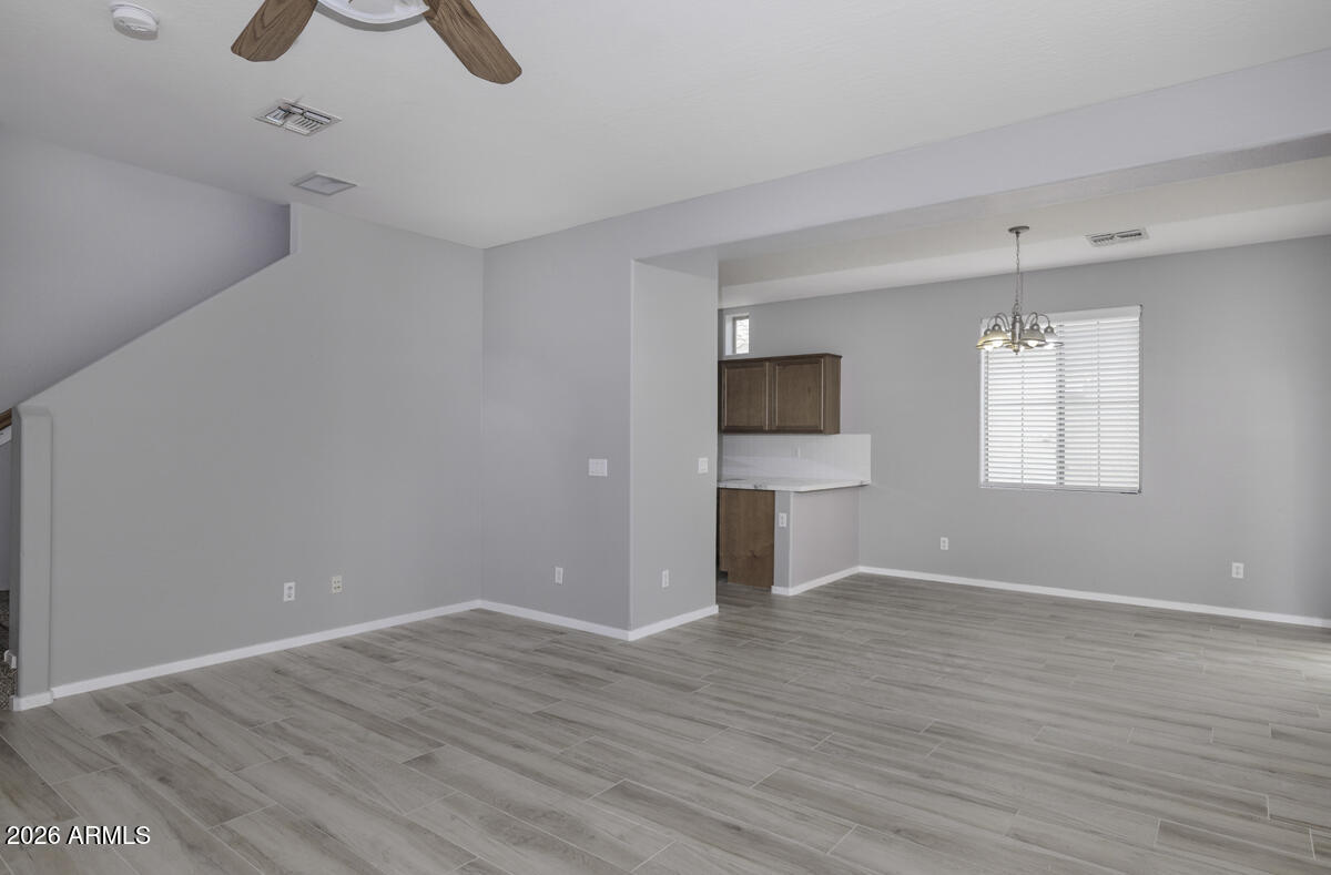 856 South Colonial Drive Gilbert, AZ 85296 - Photo 4 of 21 gr2 (3)