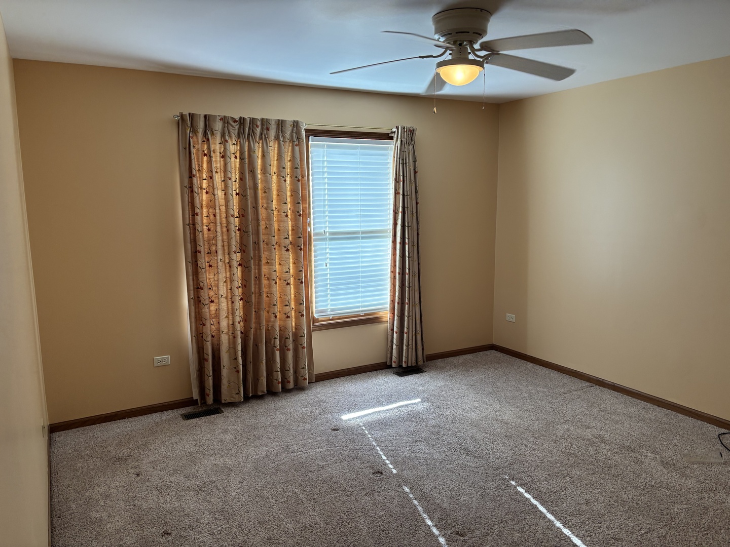 2120 Belvidere Line Drive Elgin, IL 60123 - Photo 8 of 11 an empty room with closet and chandelier fan