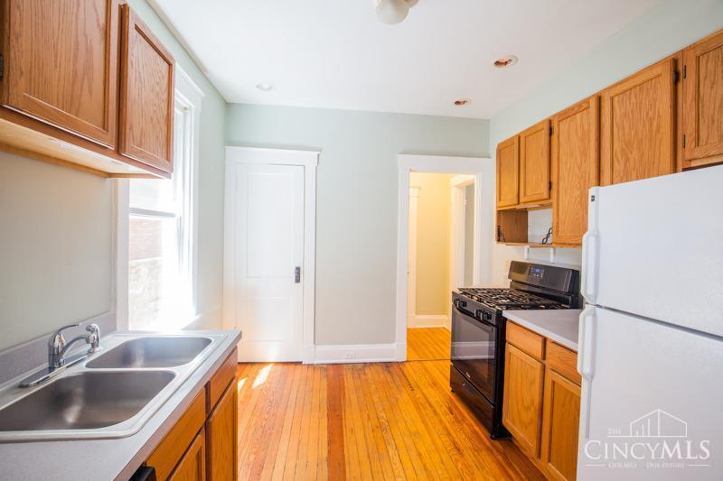 2803 Madison Road Cincinnati, OH 45209 - Photo 16 of 50 Gallery Image 16