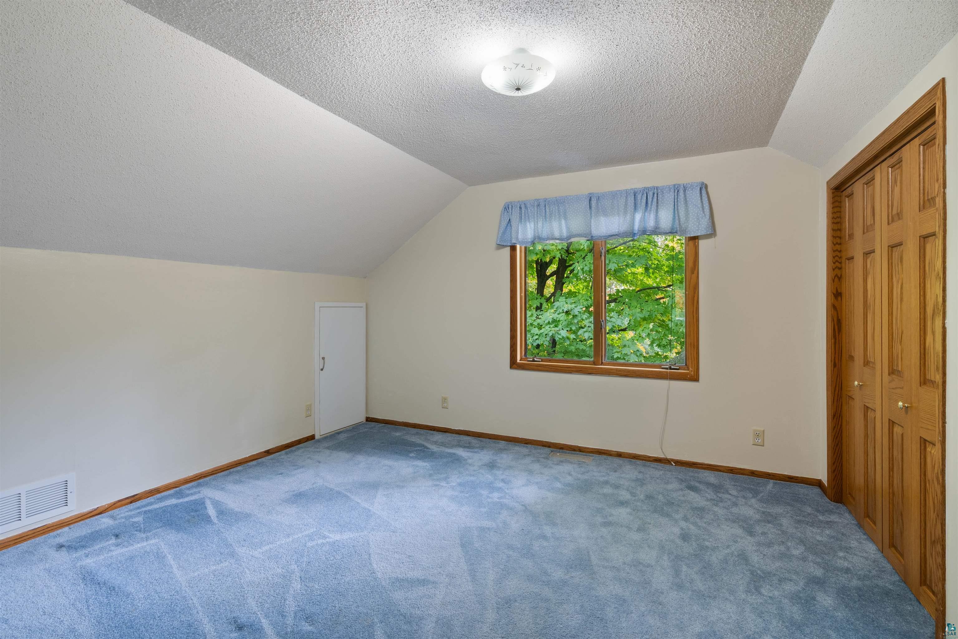 2010 Norton Road Duluth, MN 55803 - Photo 27 of 40 Gallery Image 27