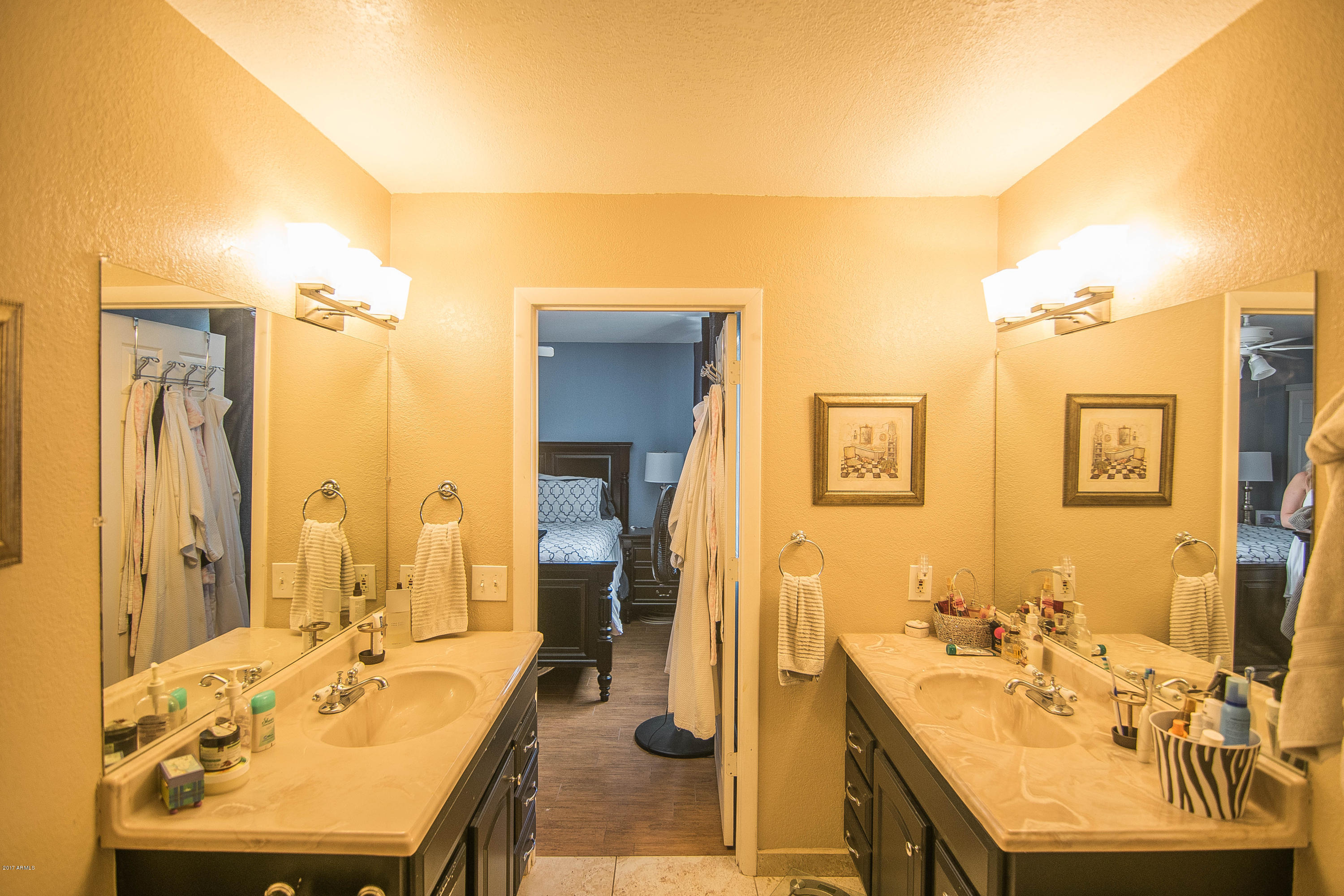 3733 East Wethersfield Road Phoenix, AZ 85032 - Photo 20 of 40 DSC_0261