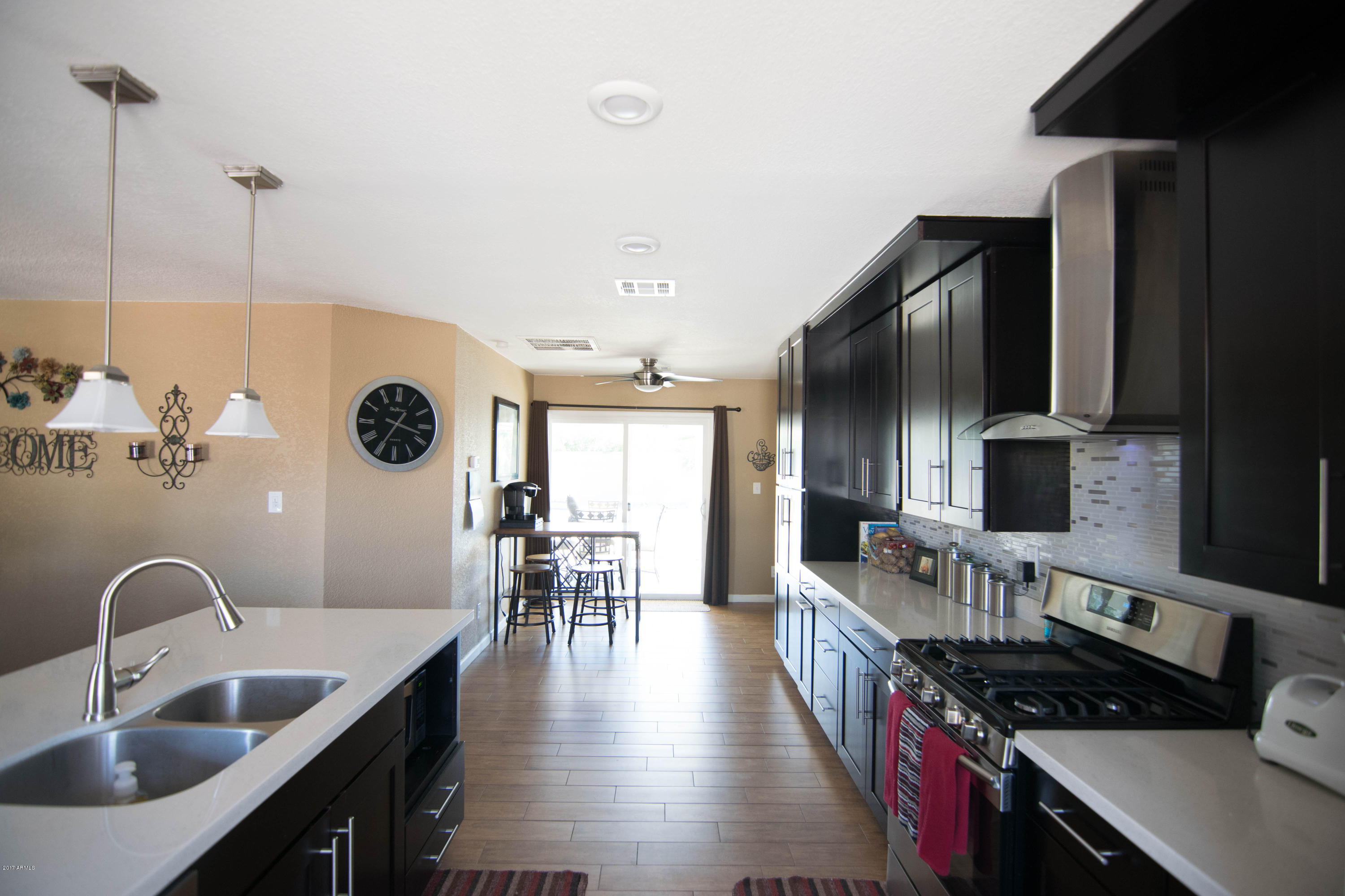 3733 East Wethersfield Road Phoenix, AZ 85032 - Photo 7 of 40 DSC_0384