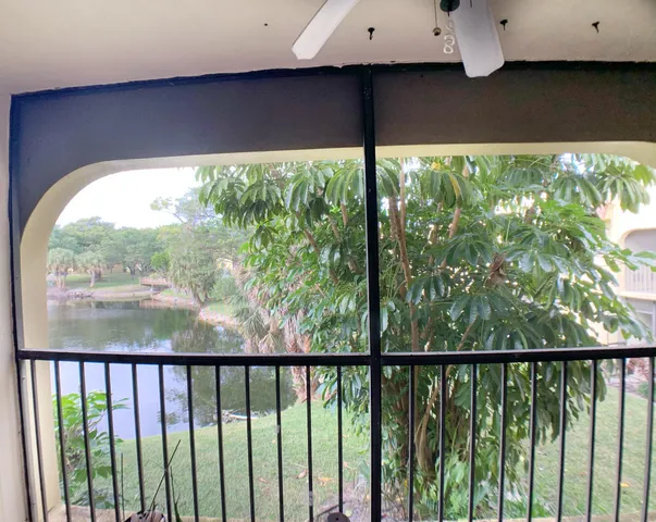 $2,200 | 924 Southwest 9th St Circle, Unit 206, Boca Raton, FL 33486