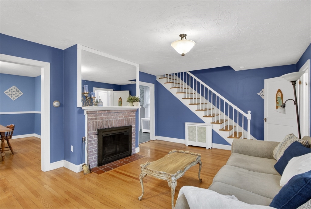 51 Brantwood Road Worcester, MA 01602 - Photo 4 of 16