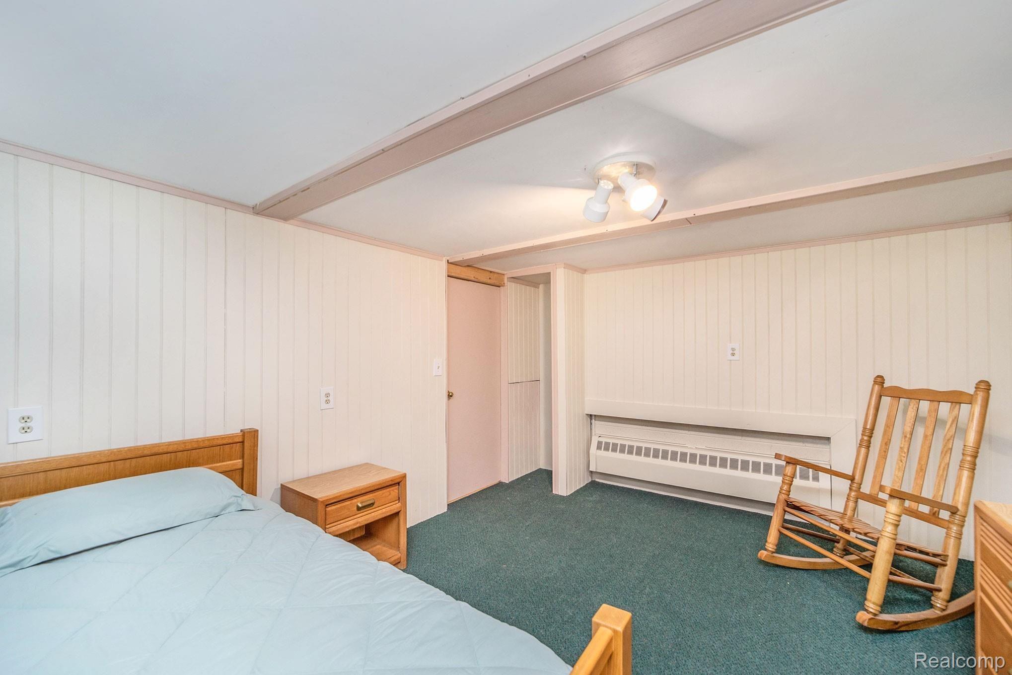 2252 Devonshire Road Bloomfield Hills, MI 48302 - Photo 32 of 40 017A1540.jpg