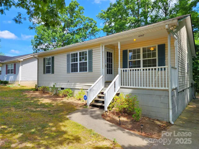 $1,695 | 1247 Forest Park Drive, Kannapolis, NC 28083