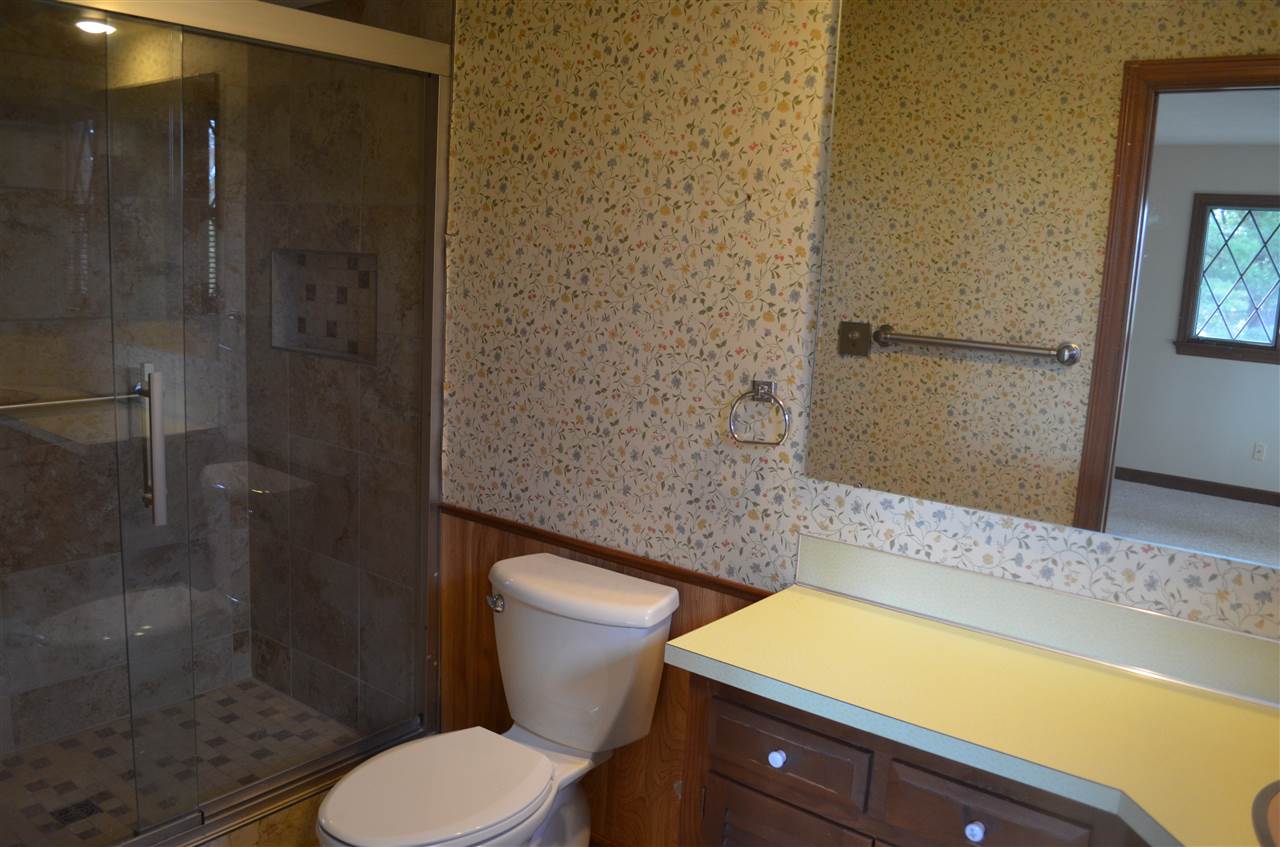 6907 Marengo Road Belvidere, IL 61008 - Photo 13 of 23 Gallery Image 13