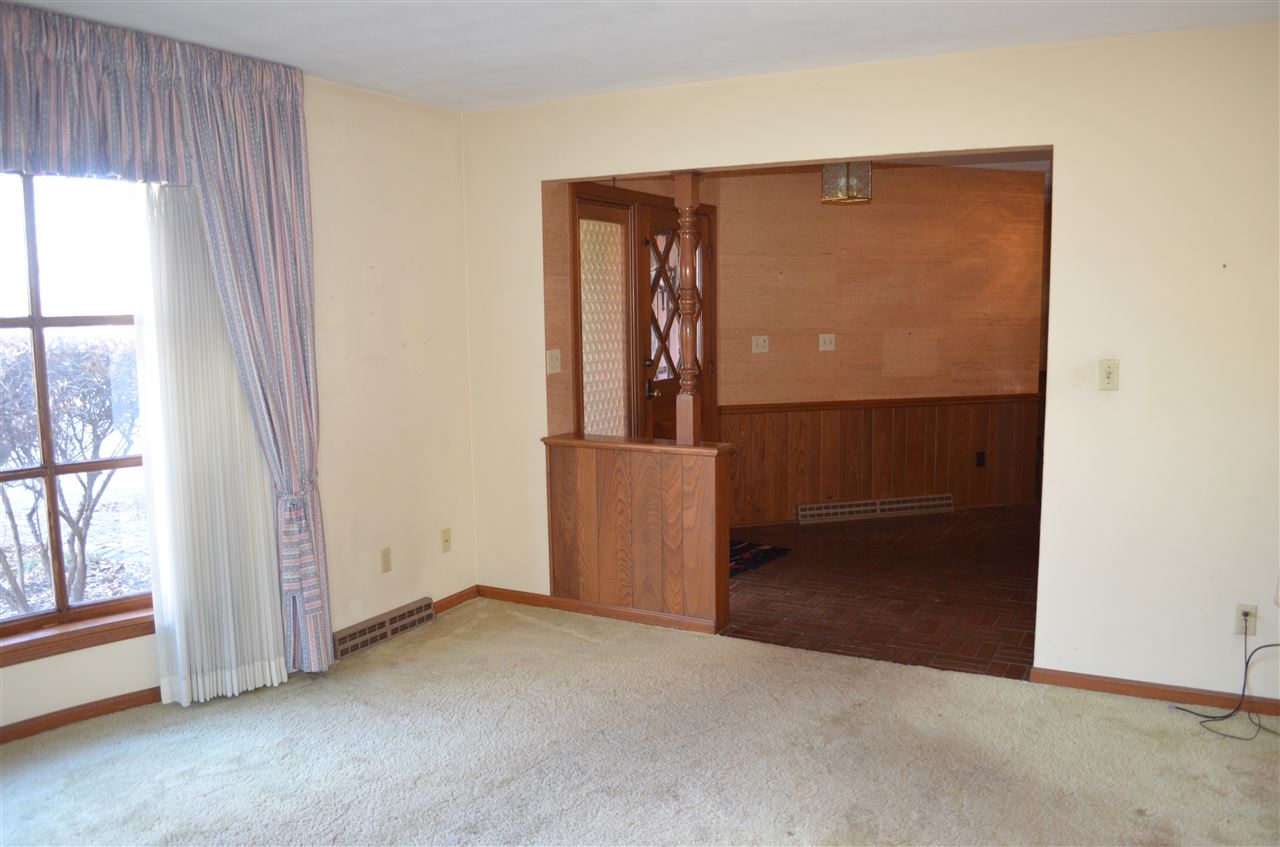 6907 Marengo Road Belvidere, IL 61008 - Photo 5 of 23 Gallery Image 5