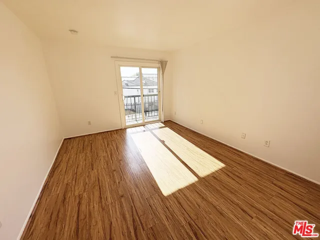 $2,495 | 5440 Carlton Way, Unit 110, Los Angeles, CA 90027