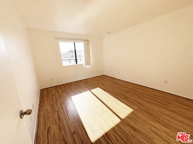 $2,495 | 5440 Carlton Way, Unit 110, Los Angeles, CA 90027